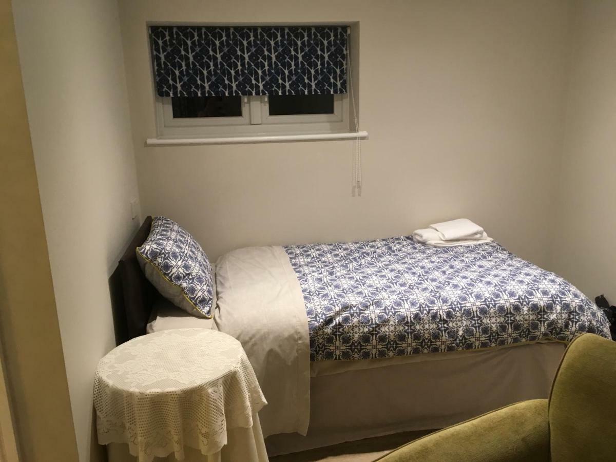 The Annexe At Asbit Lodge 米尔登霍尔 外观 照片